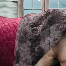 Kentucky Horsewear Bordeaux Velvet Show Rug